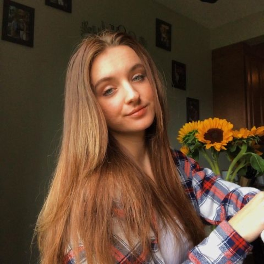 Meet your Posher, Julia